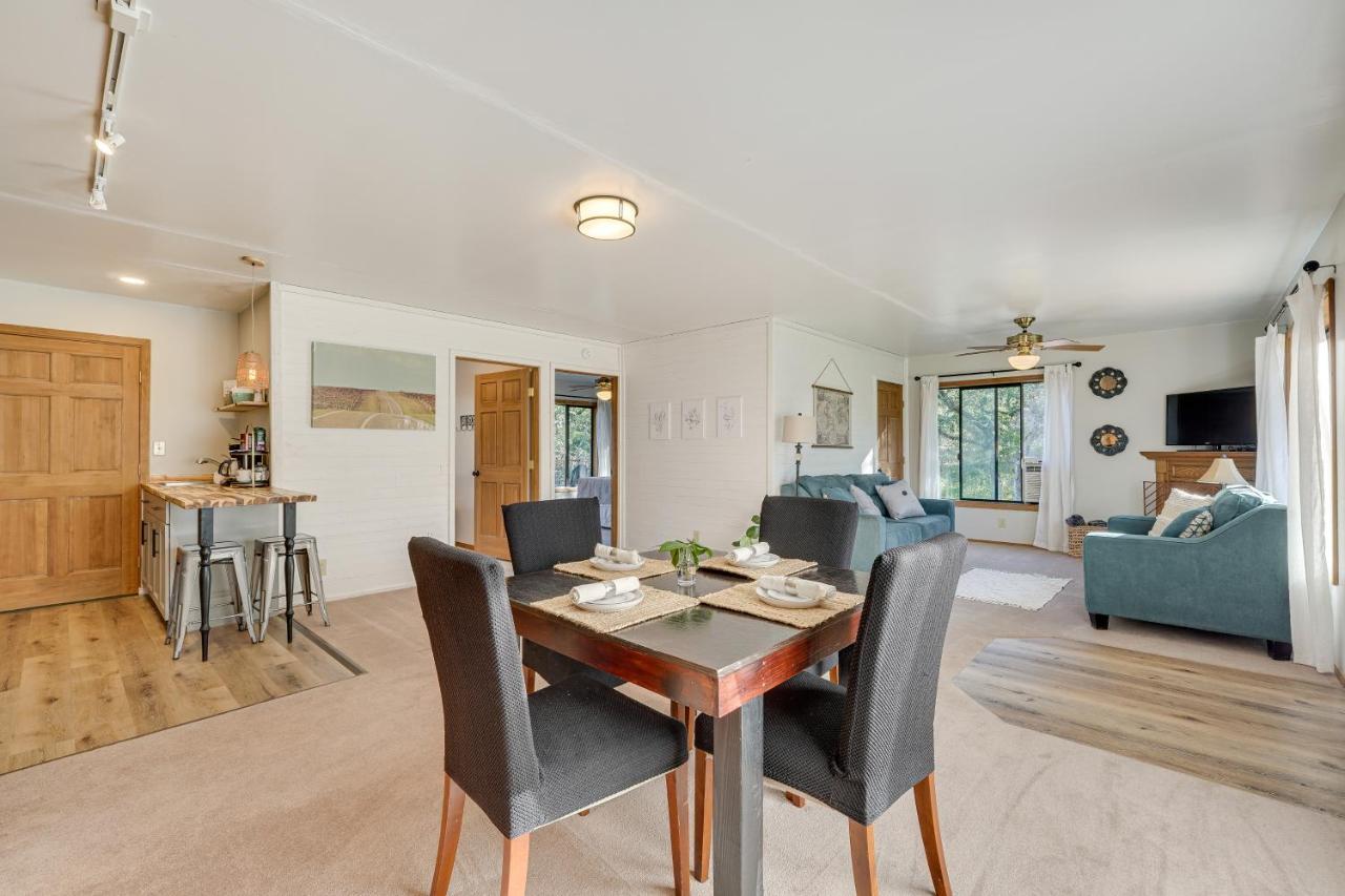 Cozy Central Point Bungalow On Working Winery! Luaran gambar