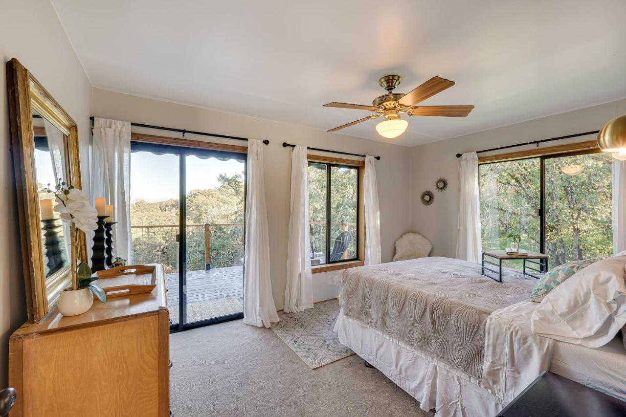 Cozy Central Point Bungalow On Working Winery! Luaran gambar